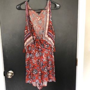 Never worn AE romper